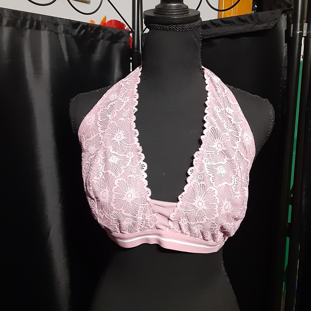 Colsie Lace Halter Bralette - Soft Pink Lace Embrodierded Women's XL Feminine